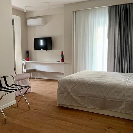 Sweet Home De Rossi Bari Exterior foto
